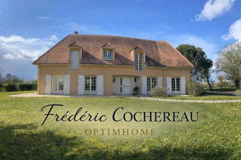 Maison 7 pièces 245 m² · à Beaufay · 245 m² · 435 000 €