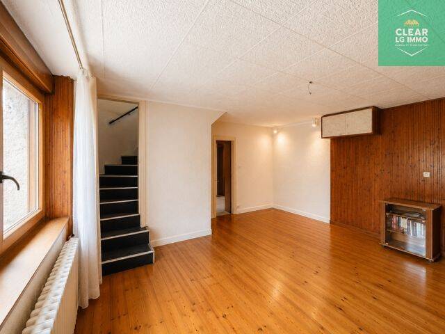 Maison 8 pièces 215 m² · à Fèves · 215 m² · 198 000 €