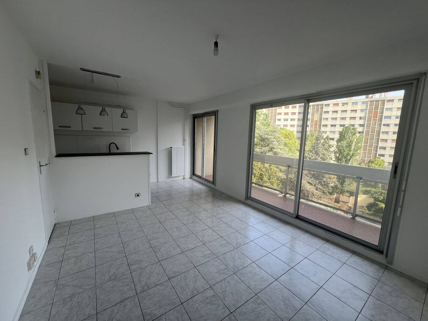 Appartement 1 pièce 29 m² · à Marseille 1er Arrondissement · 29,1 m² · 550 €