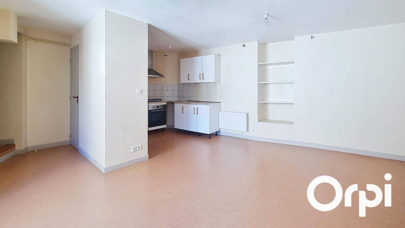 Appartement 2 pièces 52 m² · à Saint-Flour · 51,5 m² · 415 €