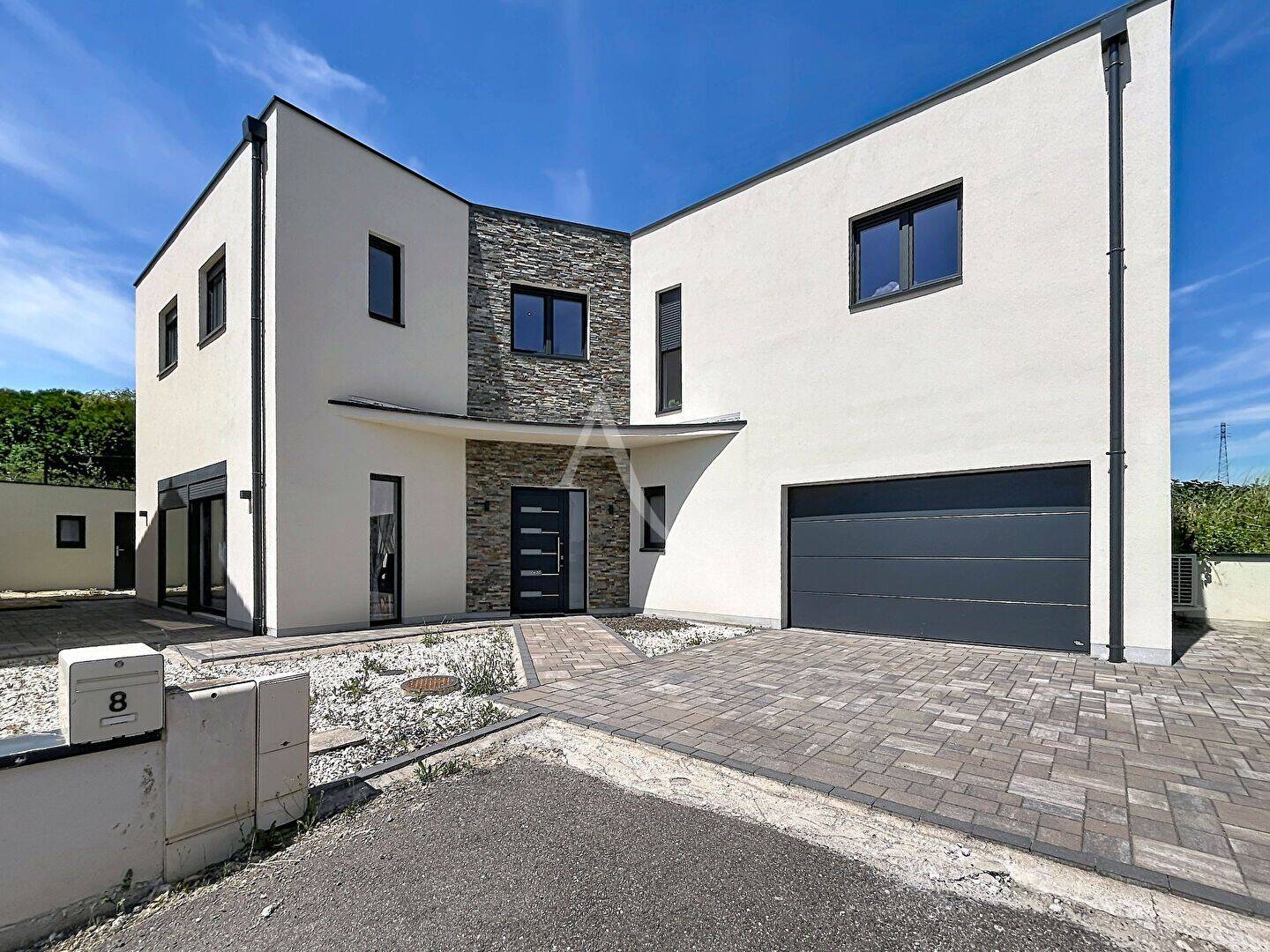 Maison 6 pièces 140 m² · à Neufchef · 140 m² · 419 000 €