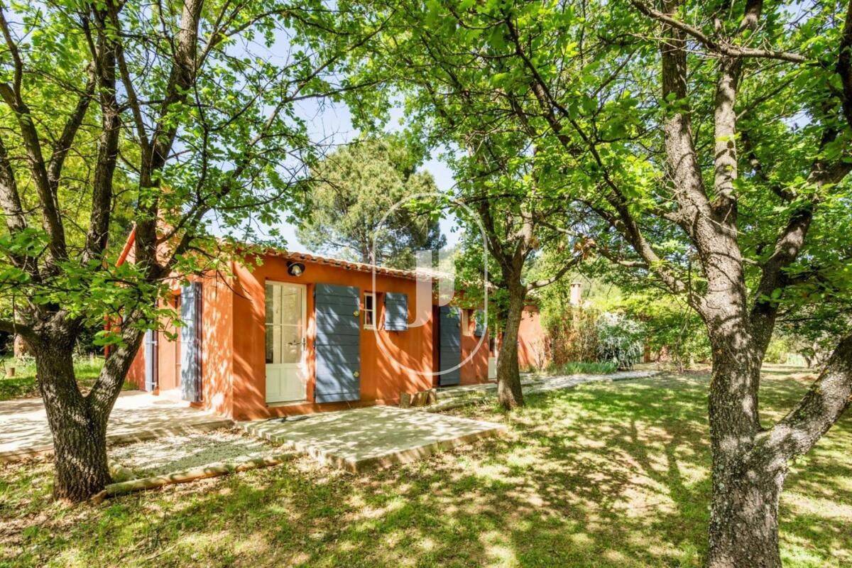 Maison 6 pièces 175 m² · à Roussillon · 175 m² · 1 280 000 €