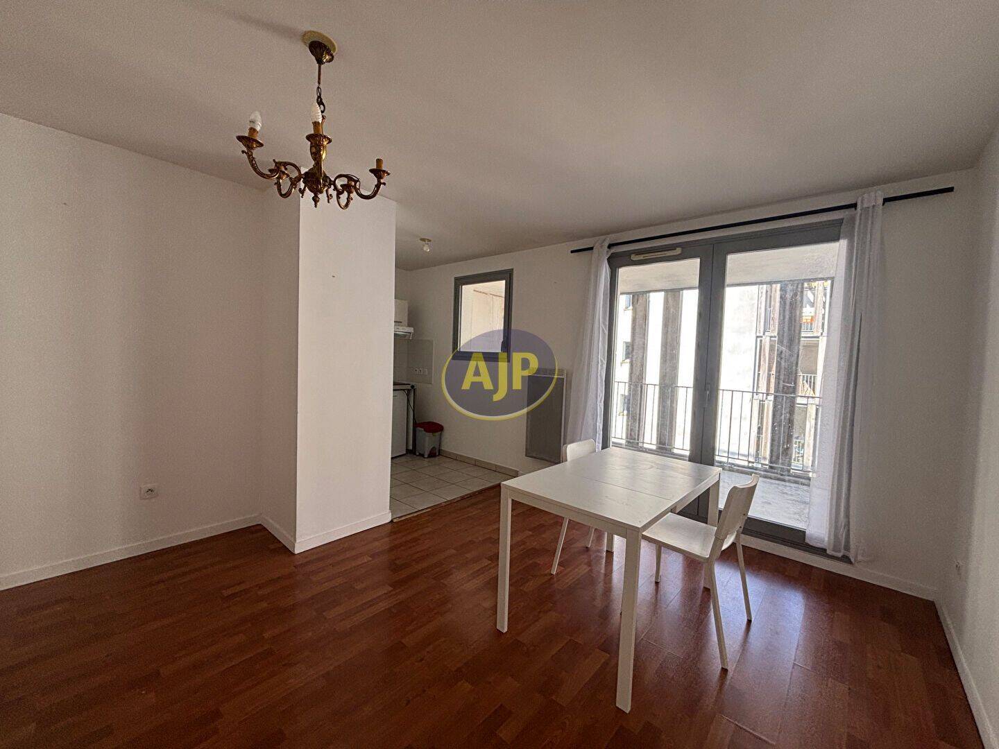 Appartement 2 pièces 45 m² · à Bordeaux · 44,7 m² · 851 €/mois
