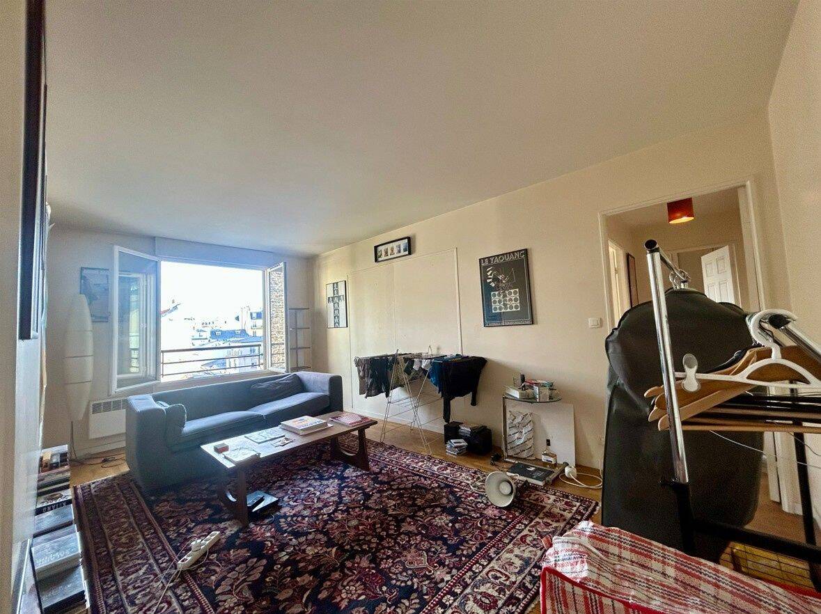 Appartement 3 pièces 74 m² · à Paris 12ème Arrondissement · 73,6 m² · 2 376 €/mois