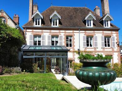Hôtel particulier à vendre 766 000 € 8 pièces 3 chambres 400 m² L'Aigle 61300