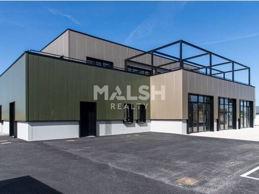 Local commercial à vendre 1 250 000 € 669 m² de surface de vente Toussieu 69780