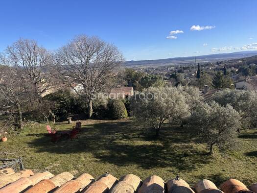 Maison à vendre 455 000 € 6 pièces 3 chambres 165 m² 8 000 m² de terrain Peripherie Manosque 04100