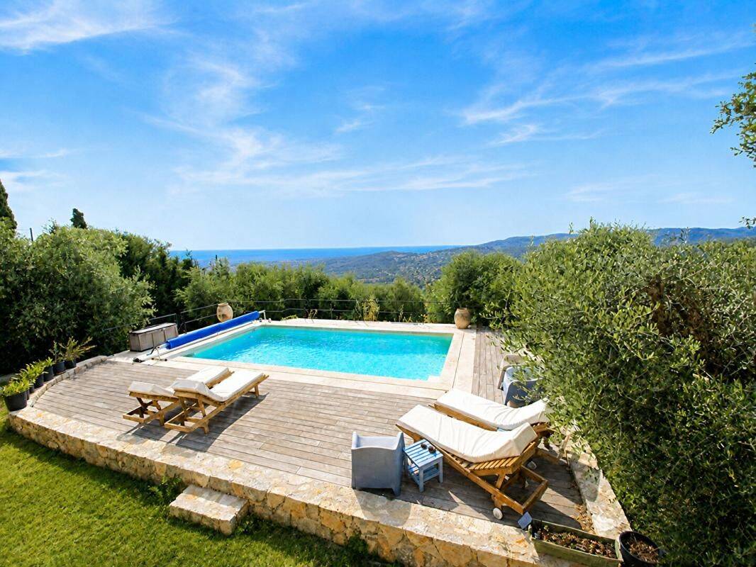 Maison 6 pièces 202 m² · à Spéracèdes · 202 m² · 890 000 €
