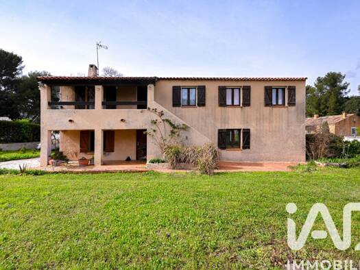 Maison à vendre 435 000 € 6 pièces 5 chambres 110 m² 756 m² de terrain Ouest La Penne-sur-Huveaune 13821