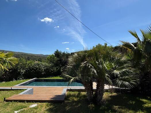 Maison à vendre 779 000 € 5 pièces 4 chambres 150 m² 980 m² de terrain La Bouilladisse 13720