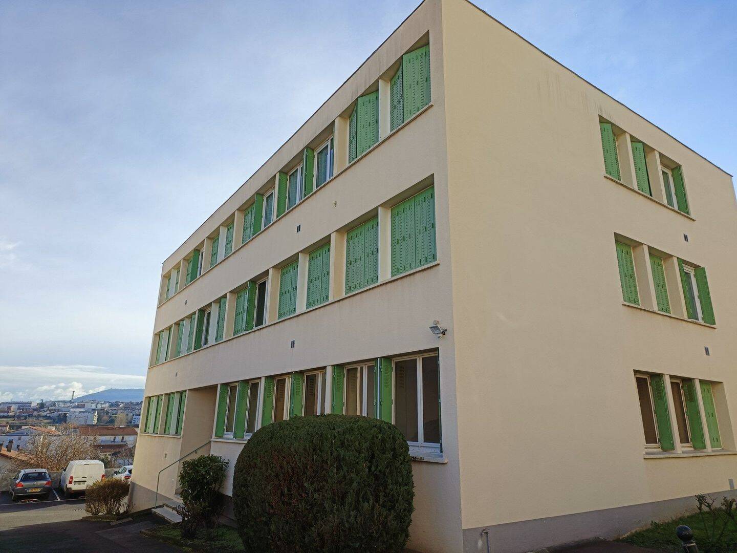 Appartement 3 pièces 54 m² · à Clermont-Ferrand · 53,6 m² · 86 400 €