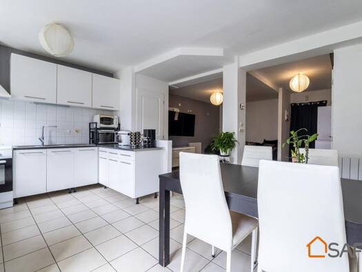 Maison à vendre 157 000 € 4 pièces 3 chambres 83 m² 109 m² de terrain Saint-Just-en-Chaussée 60130