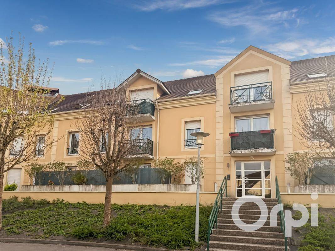 Appartement 1 pièce 26 m² · à Chaumont-en-Vexin · 25,9 m² · 98 000 €