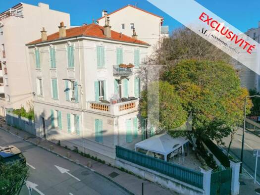 Immeuble à vendre 1 250 000 € 248 m² Laval Antibes 06600