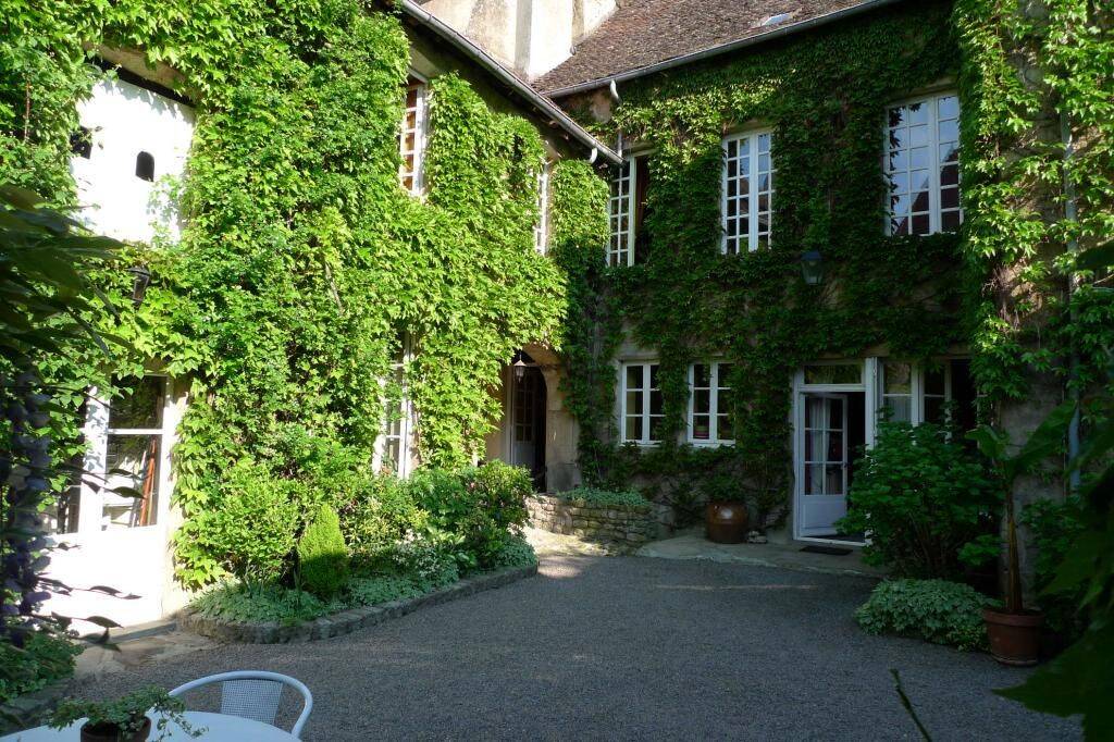 Maison 7 pièces 250 m² · à Autun · 250 m² · 369 000 €