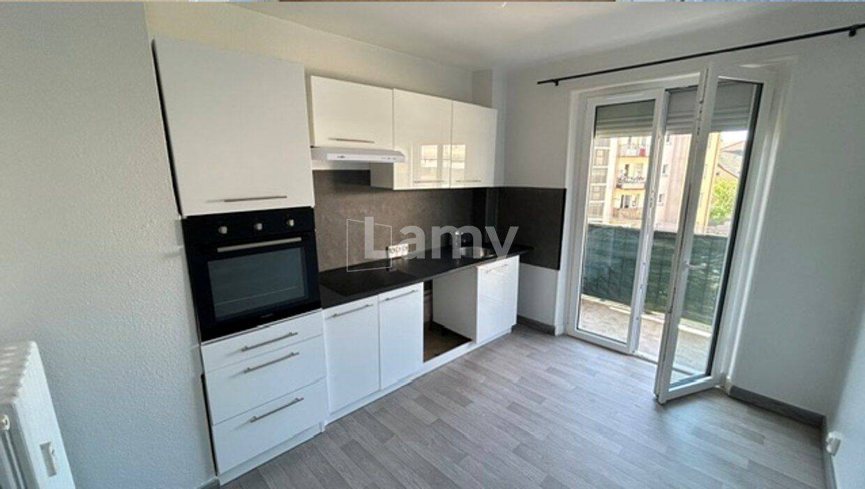 Appartement 4 pièces 87 m² · à Mulhouse · 86,9 m² · 850 €