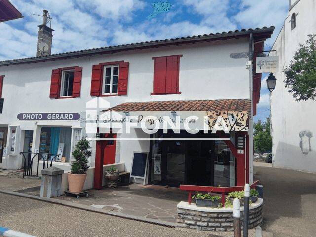 Appartement 1 pièce 27 m² · à Cambo-les-Bains · 27,4 m² · 504 €