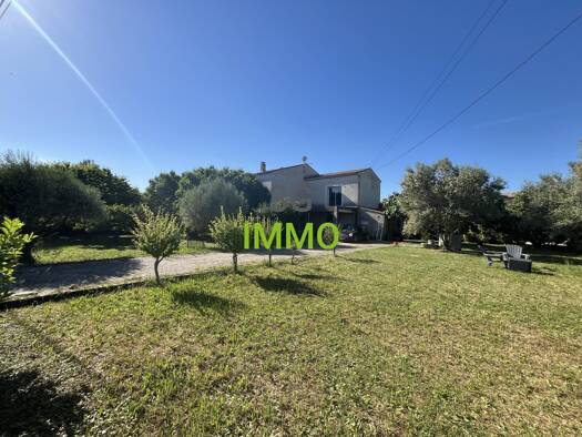 Maison à vendre 367 000 € 7 pièces 4 chambres 151 m² 1 152 m² de terrain Saint-Victor-la-Coste 30290