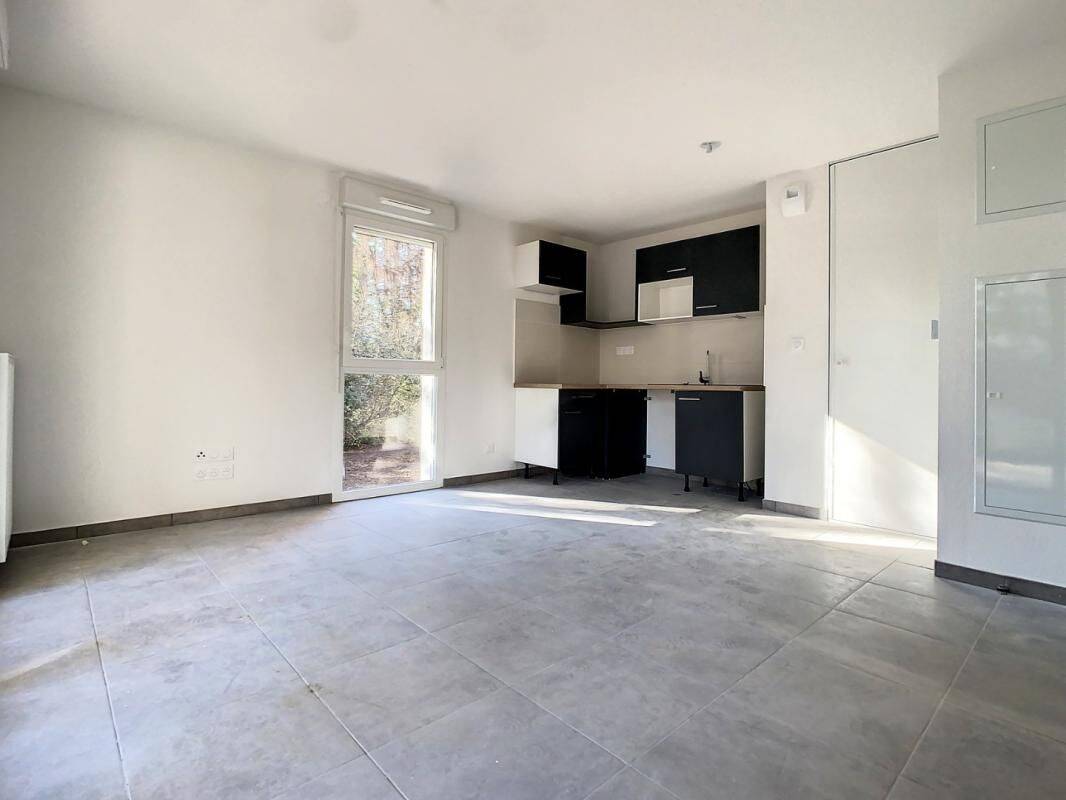 Appartement 2 pièces 40 m² · à Fenouillet · 40 m² · 592 €