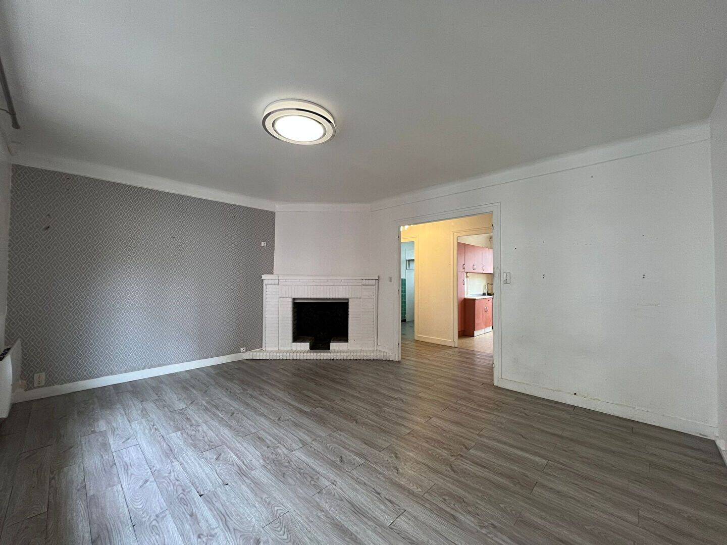 Appartement 4 pièces 100 m² · à Valserhône · 100 m² · 160 000 €
