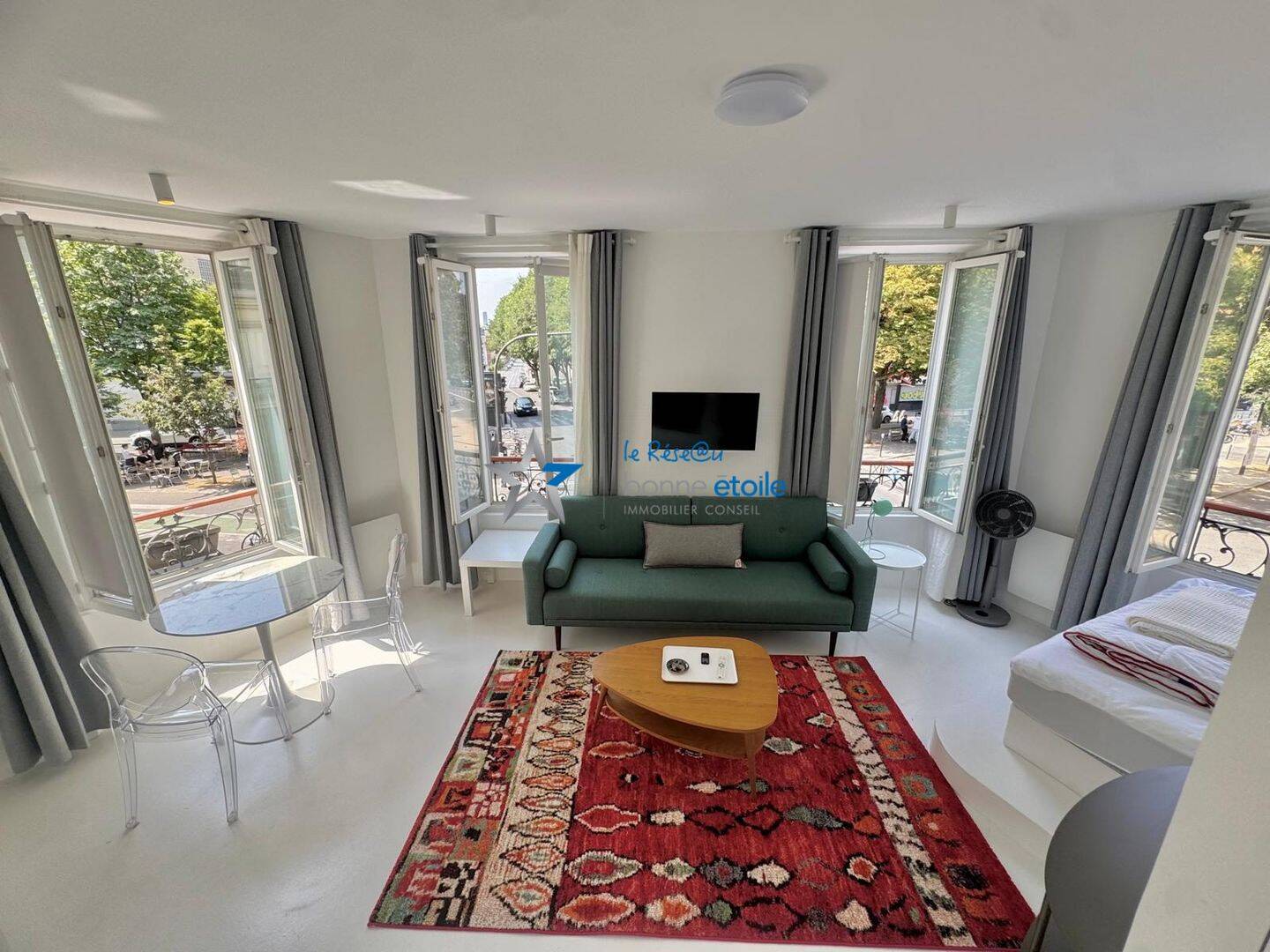 Appartement 1 pièce 23 m² · à Paris 10ème Arrondissement · 22,7 m² · 1 040 €/mois