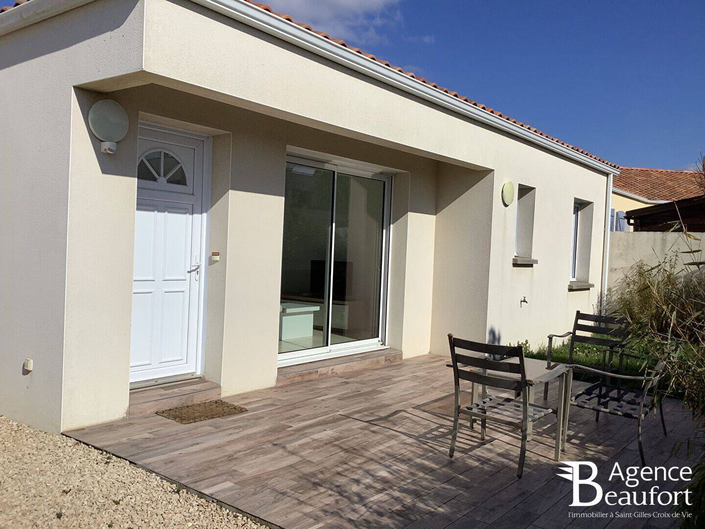 Maison 3 pièces 75 m² · à Saint-Gilles-Croix-de-Vie · 75 m² · 800 €