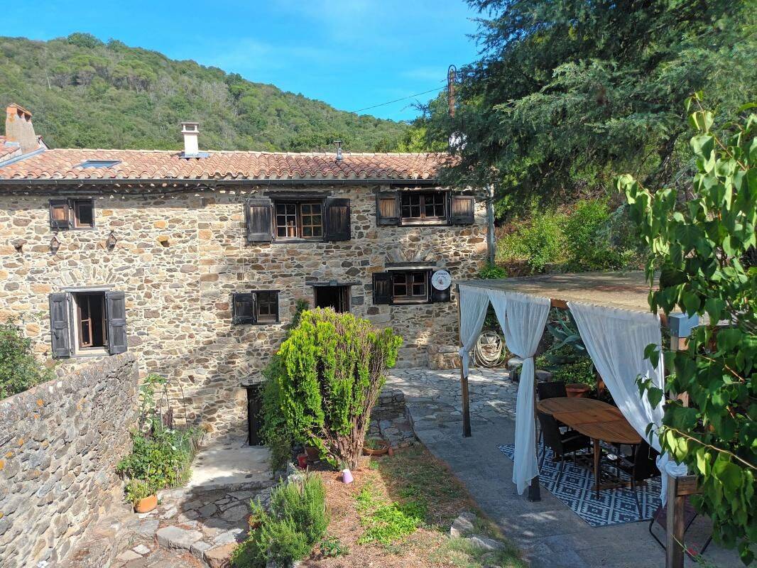 Maison 5 pièces 145 m² · à Tuchan · 145 m² · 149 000 €