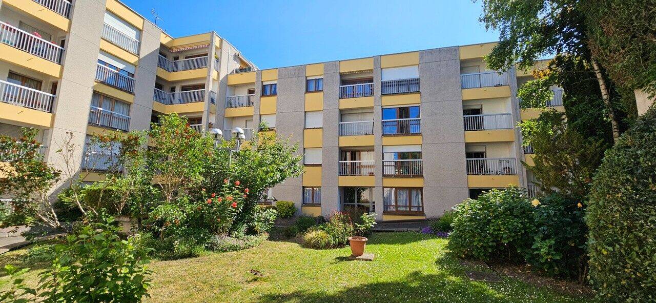 Appartement 3 pièces 66 m² · à Évreux · 65,6 m² · 99 000 €