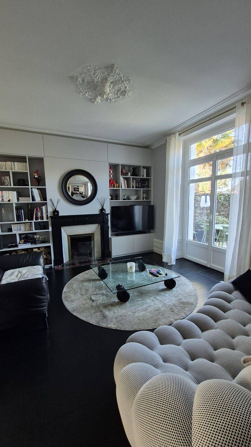 Maison 1 pièce 150 m² · à Nantes · 150 m² · 748 000 €