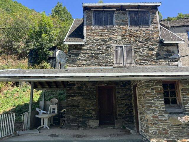 Maison 4 pièces 84 m² · à Le Port · 84 m² · 133 750 €
