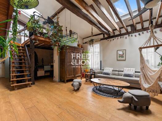 Duplex à vendre 795 000 € 4 pièces 3 chambres 82,1 m² Étage 4/4 Nation-Alexandre Dumas Paris 11ème arrondissement 75011