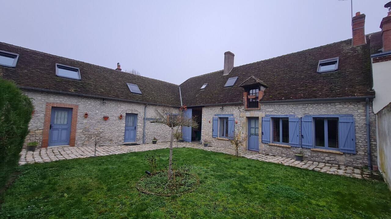 Maison 12 pièces 244 m² · à Saint-Michel · 244 m² · 356 000 €