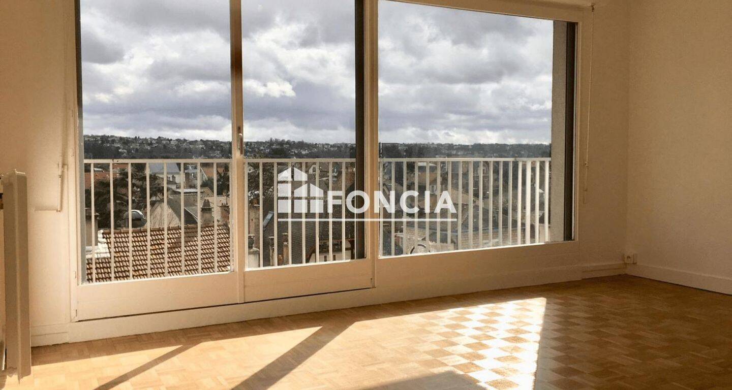 Appartement 1 pièce 32 m² · à Saint-Maur-des-Fossés · 31,6 m² · 865 €