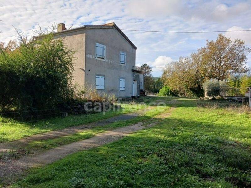 Maison 7 pièces 180 m² · à Callas · 180 m² · 550 000 €