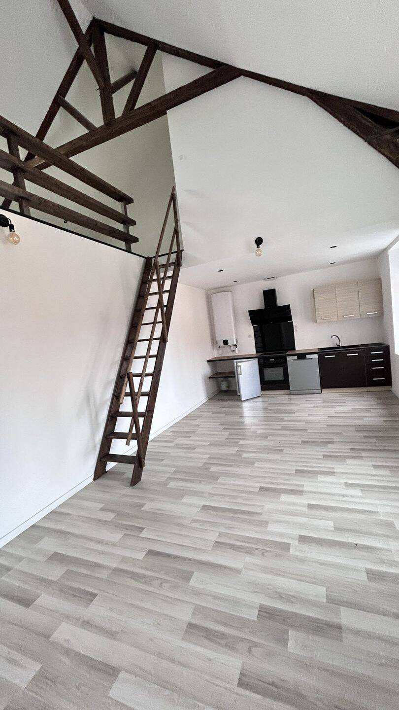 Appartement 2 pièces 55 m² · à Englefontaine · 55 m² · 530 €