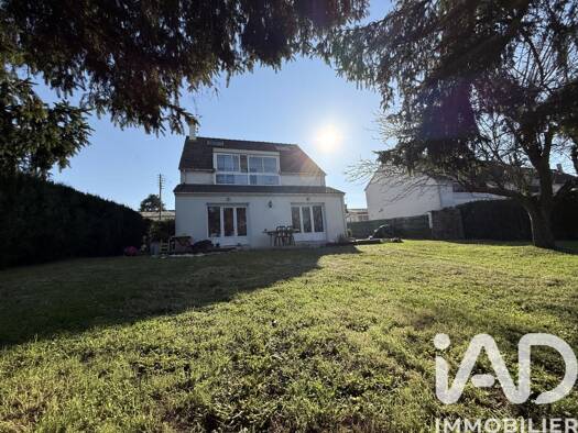 Maison à vendre 299 900 € 5 pièces 3 chambres 125 m² 551 m² de terrain Muizon 51140