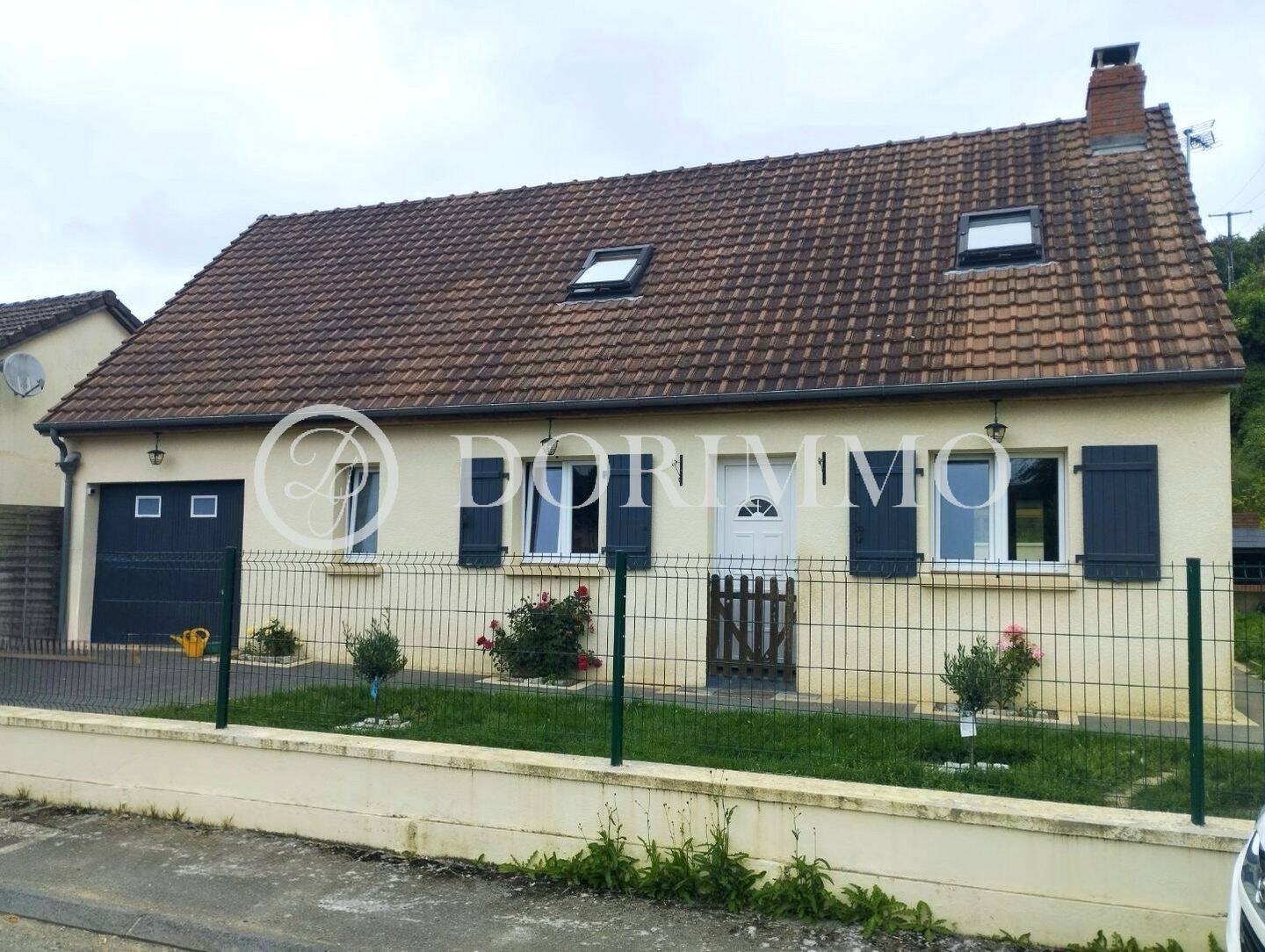 Pavillon indépendant .au calme,18 mn de Beauvais, bourg tous co