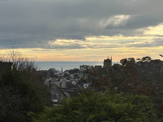 Appartement à vendre 469 500 € 4 pièces 3 chambres 127 m² Étage 1/3 Centre Ville Sainte-Adresse 76310