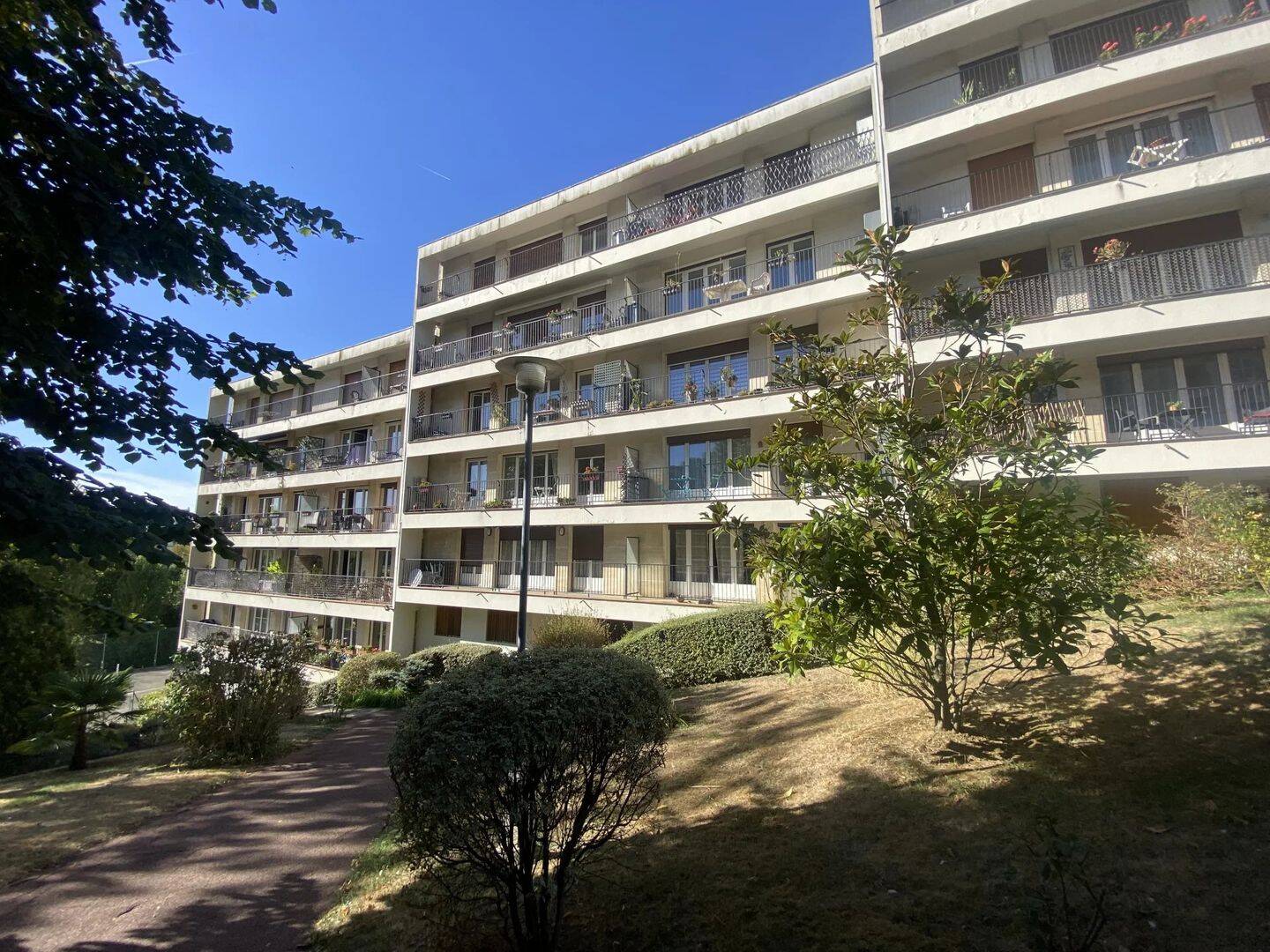 Appartement 4 pièces 73 m² · à Chartres · 72,9 m² · 850 €/mois
