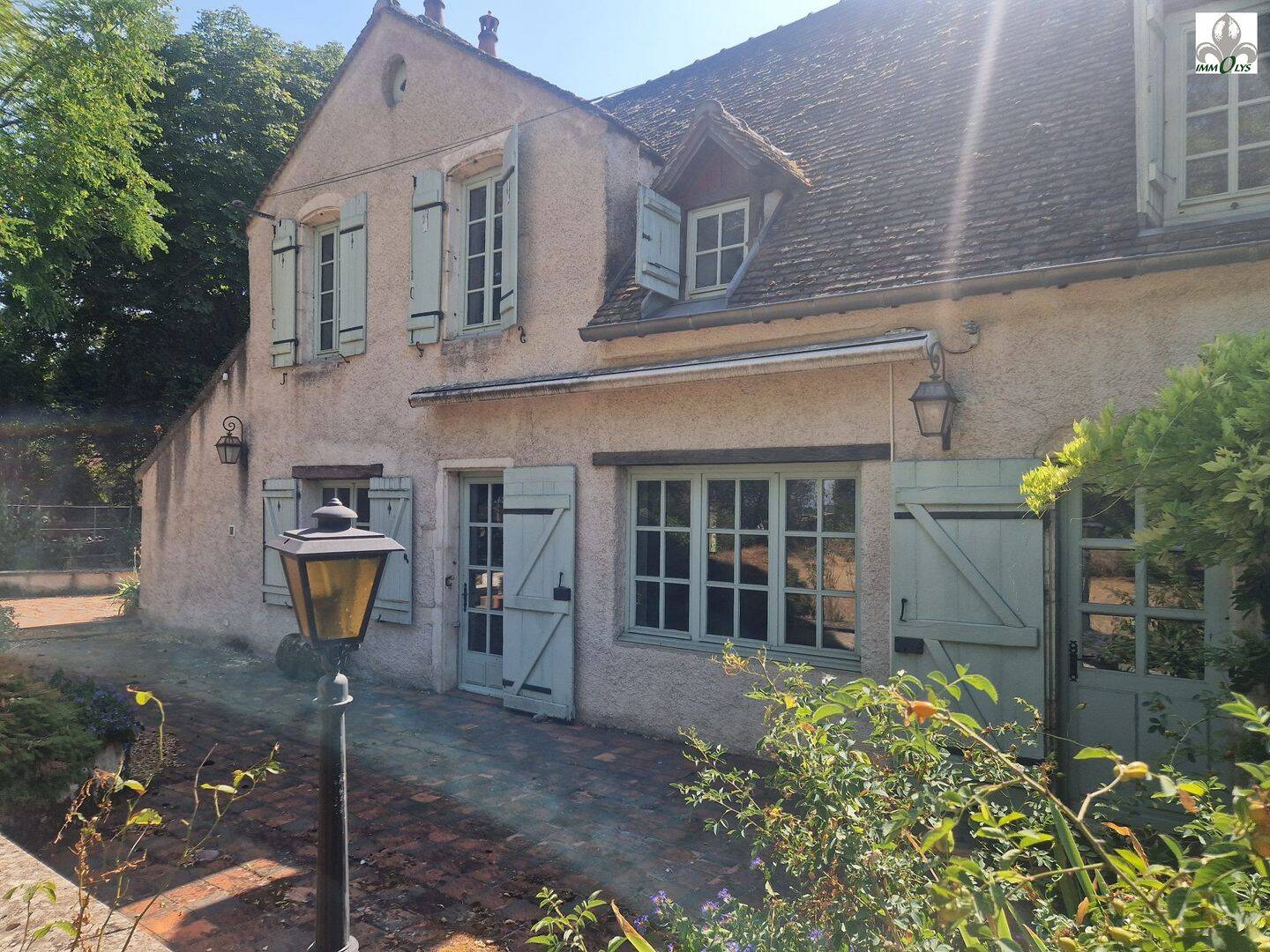 Maison 11 pièces 172 m² · à Beaune · 172 m² · 399 000 €