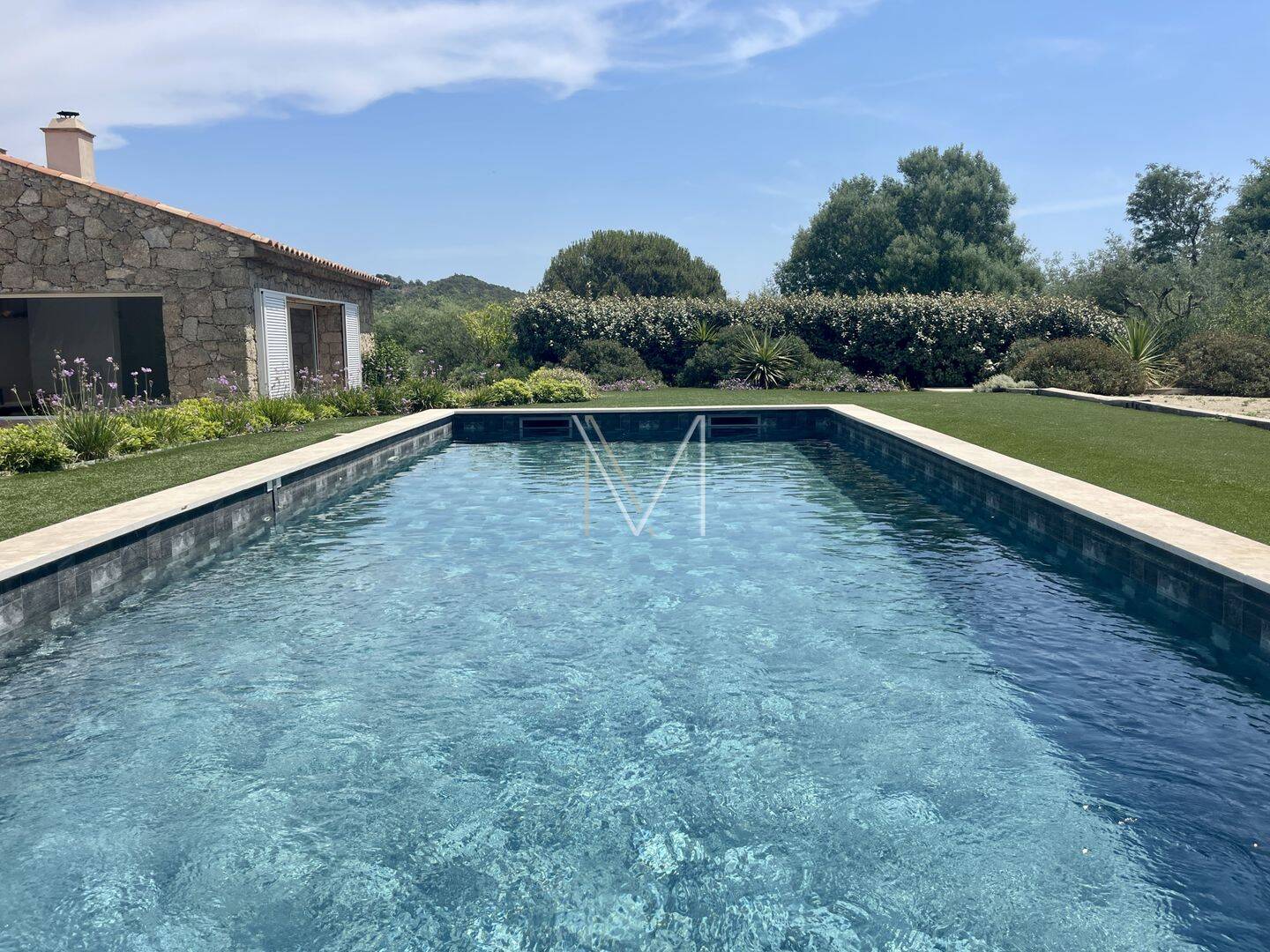 Maison 6 pièces 200 m² · à Le Plan-de-la-Tour · 200 m² · 1 195 000 €