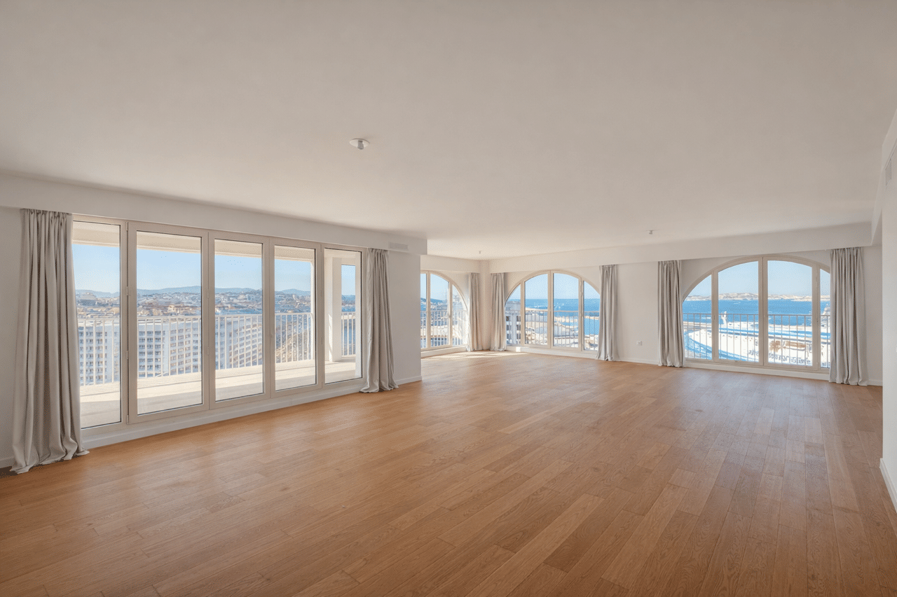 Appartement 4 pièces 128 m² · à Marseille 2ème Arrondissement · 128 m² · 2 950 €