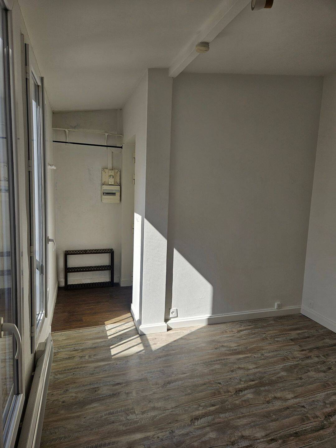 Appartement 1 pièce 17 m² · à Paris 18ème Arrondissement · 16,5 m² · 690 €/mois