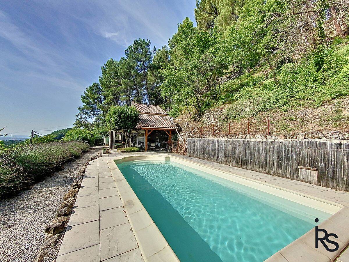 Maison 4 pièces 114 m² · à Largentière · 114 m² · 275 000 €
