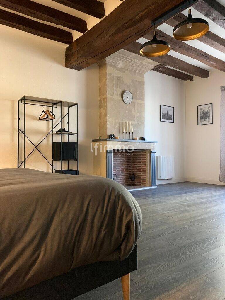 Maison 7 pièces 296 m² · à Lunay · 296 m² · 197 800 €