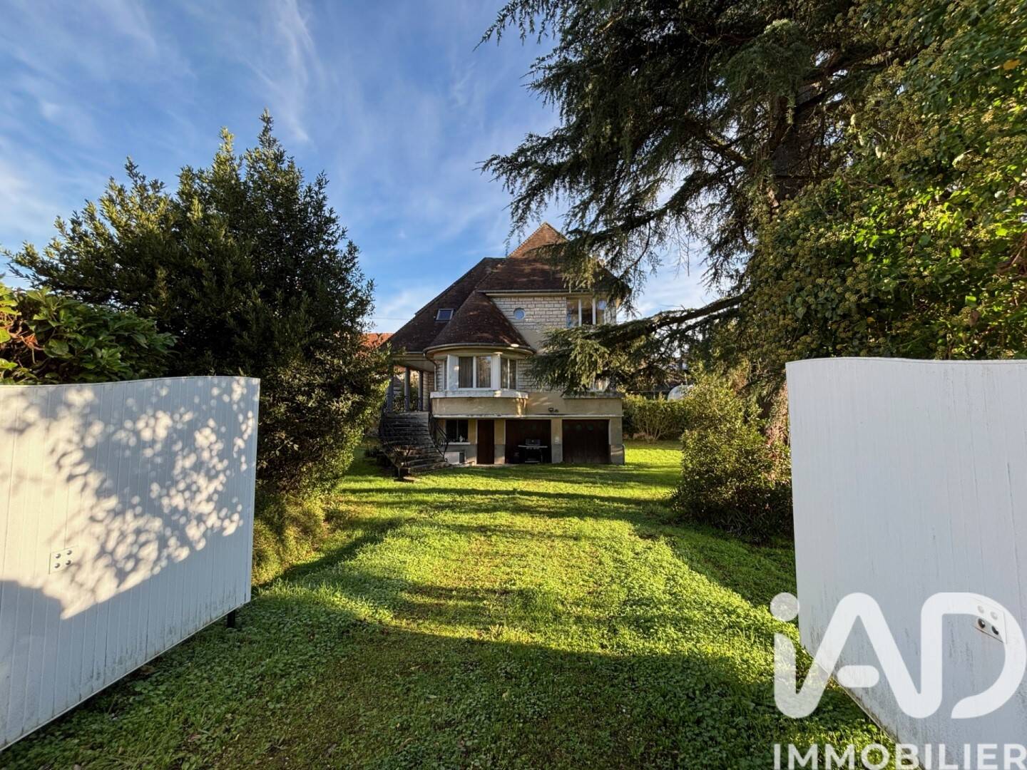 Maison 8 pièces 162 m² · à Le Blanc · 162 m² · 204 000 €