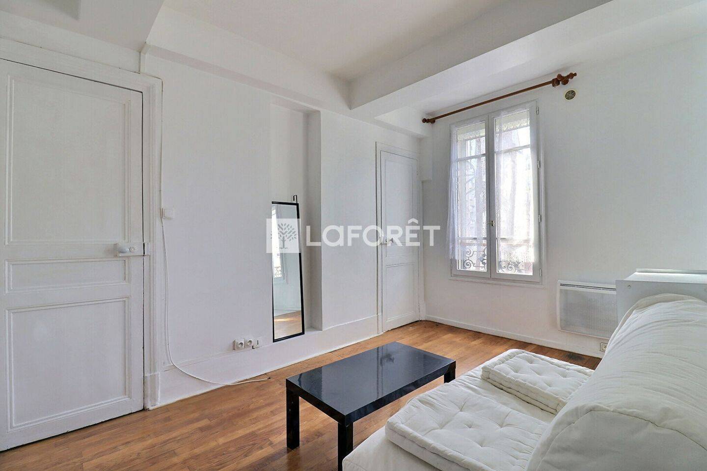 Appartement 3 pièces 36 m² · à Paris 18ème Arrondissement · 36 m² · 320 000 €