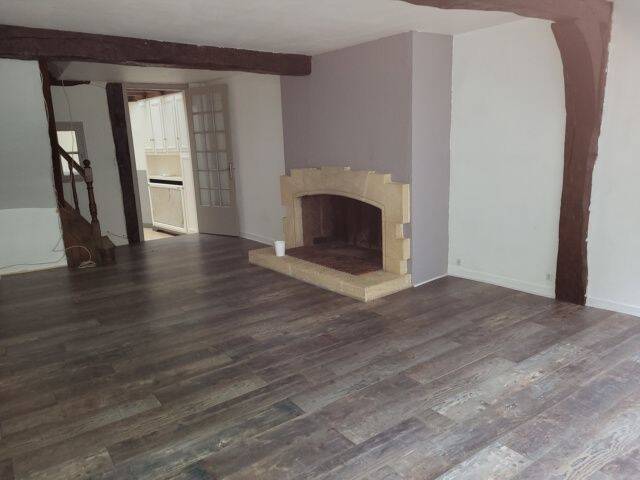 Appartement 4 pièces 90 m² · à Eu · 90 m² · 715 €/mois