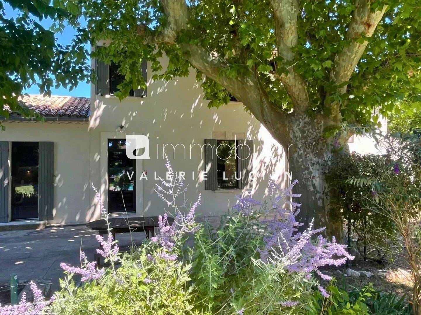 Maison 7 pièces 180 m² · à Châteaurenard · 180 m² · 680 000 €