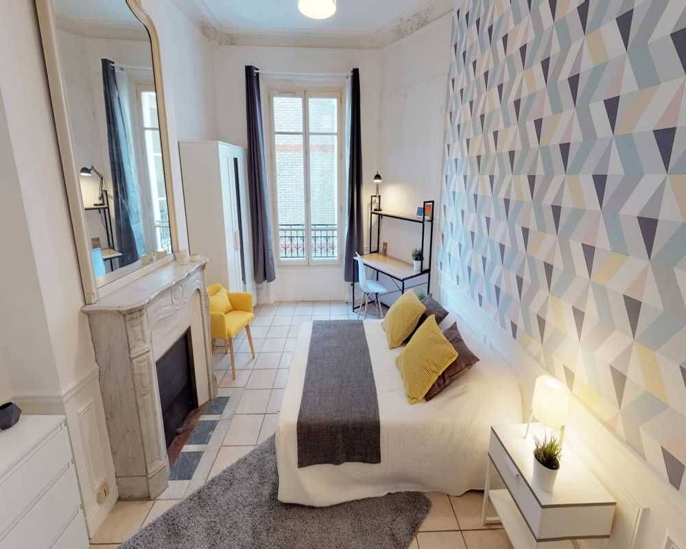 Appartement 4 pièces 90 m² · à Paris 12ème Arrondissement · 90 m² · 1 215 €/mois